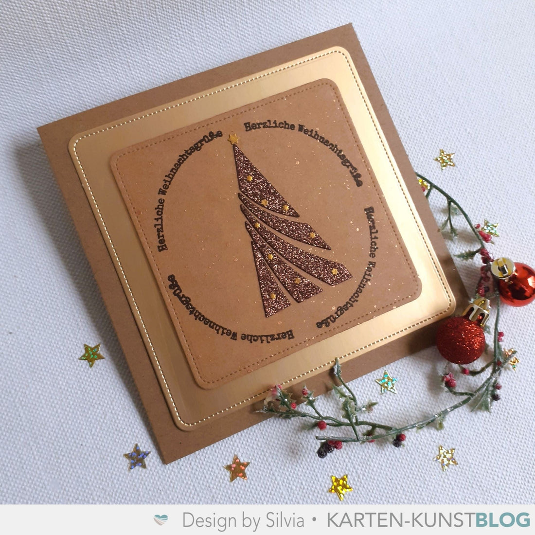Resteverwertung mit Stil: Glitzernde Weihnachtskarte mit Wavy Tree