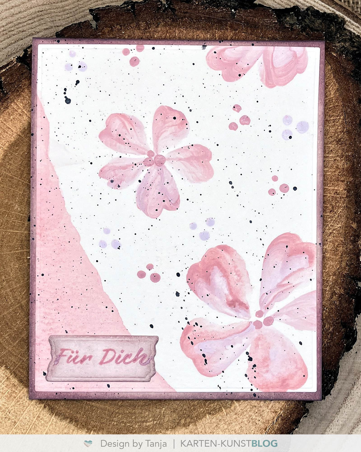 Zarte Blüten mit Distress Inks