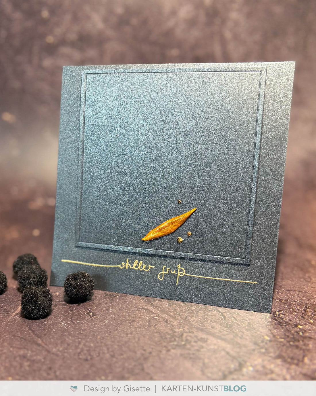 Schlichte Trauerkarte mit goldenem Akzent