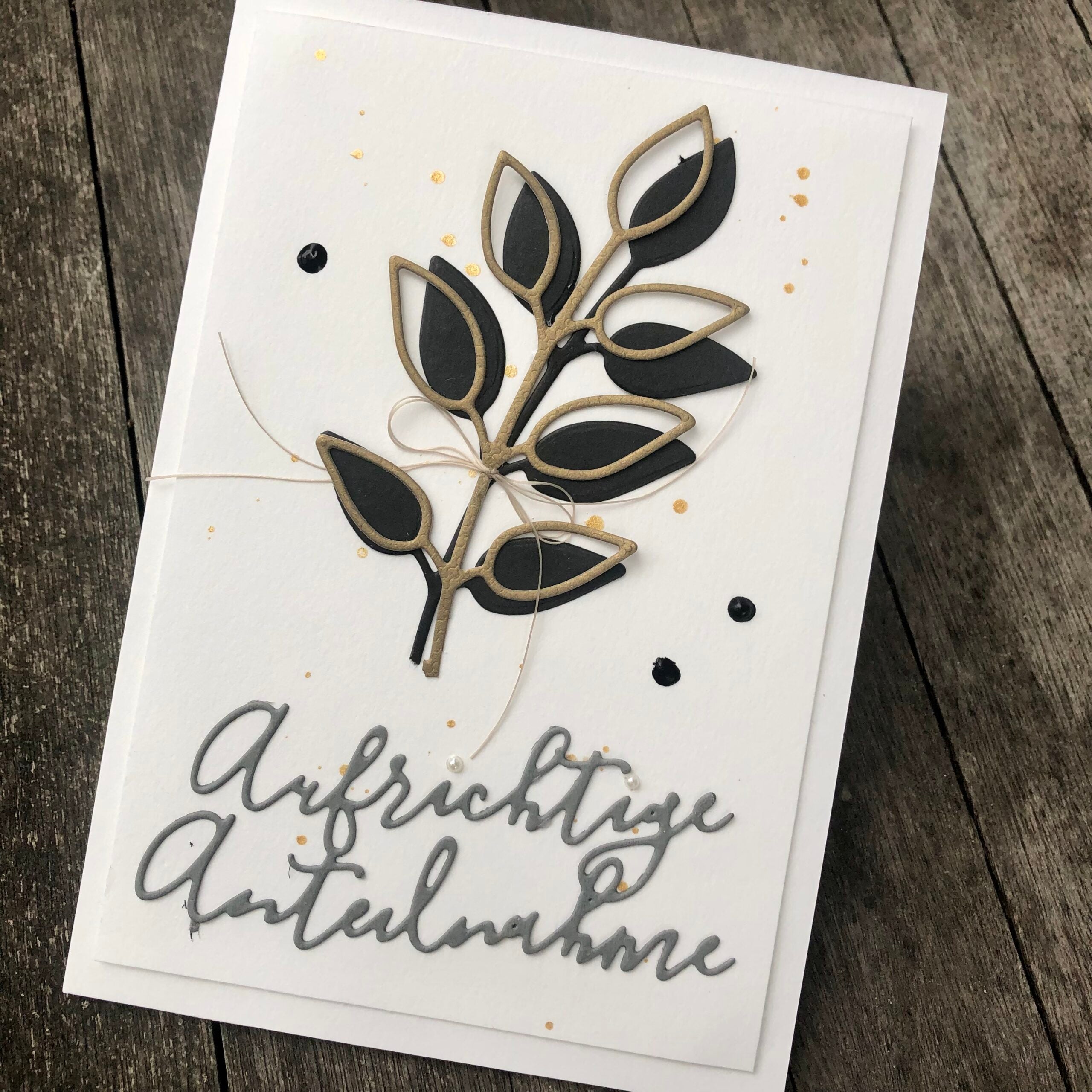 Karten-Kunst Stanzschablone kk-D116 - Elegant Script Aufrichtige Anteilnahme