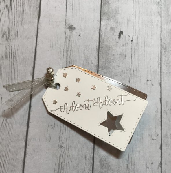 Karten-Kunst Stanzschablone kk-D066 - Tags With Stitches