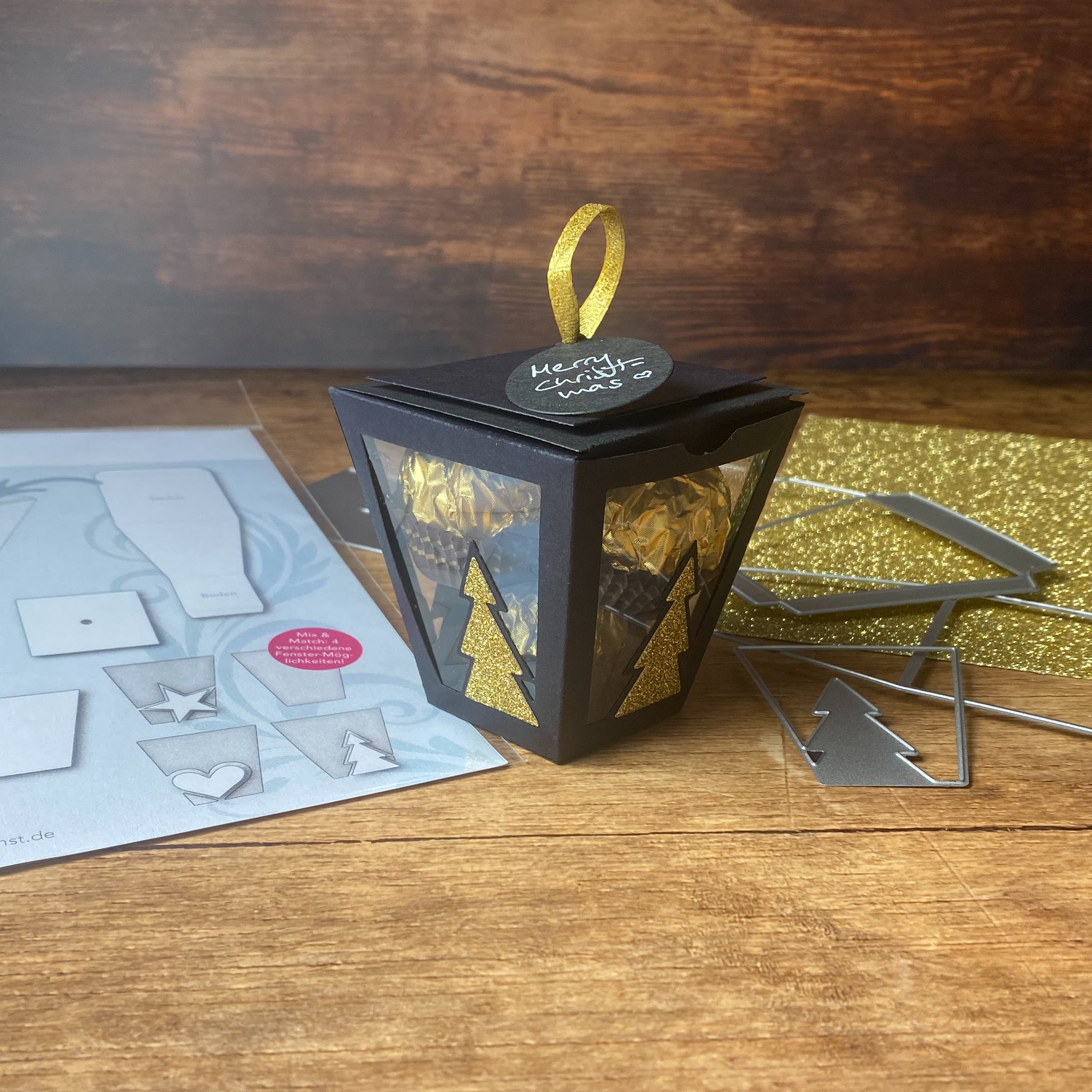 Kreativ-Bundle: Trapez-Box-Stanzschablone inkl. Anhänger-Stanze gratis!