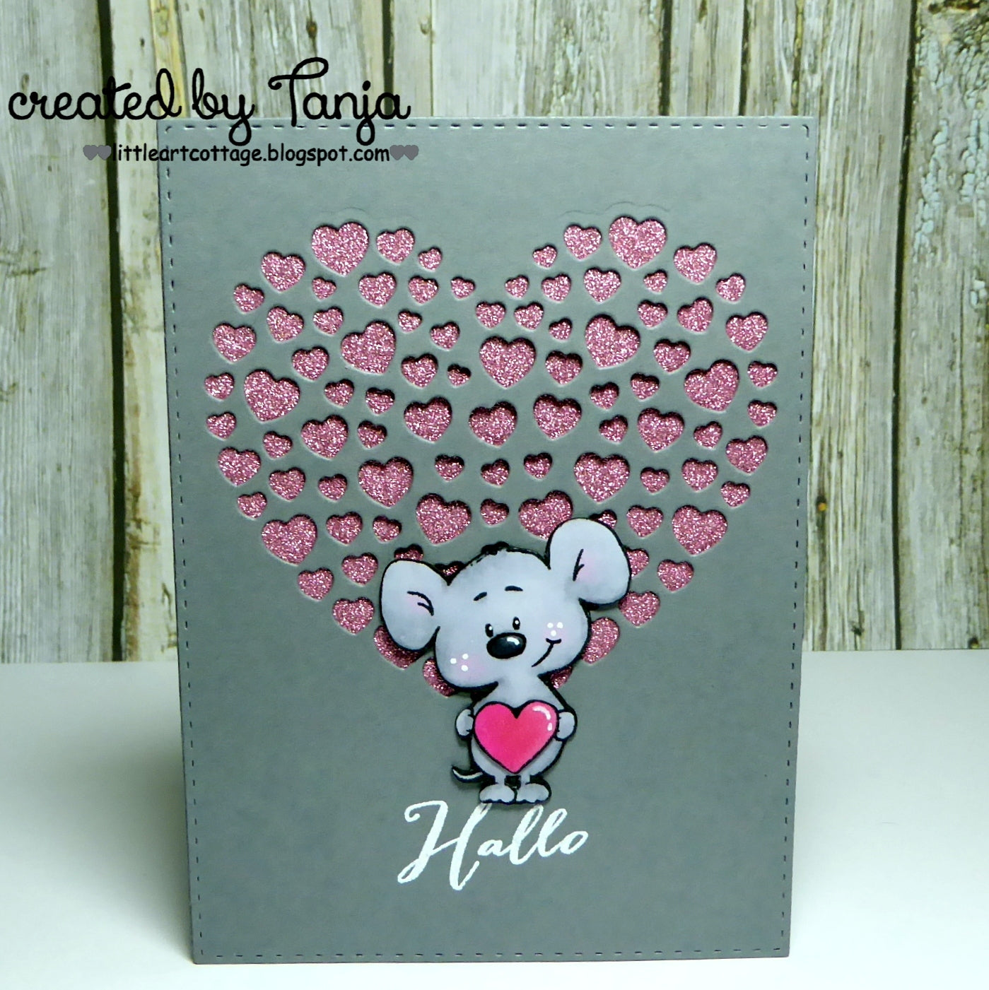 Karten-Kunst Stanzschablone kk-D047 - Heart of Hearts / Herz aus Herzchen
