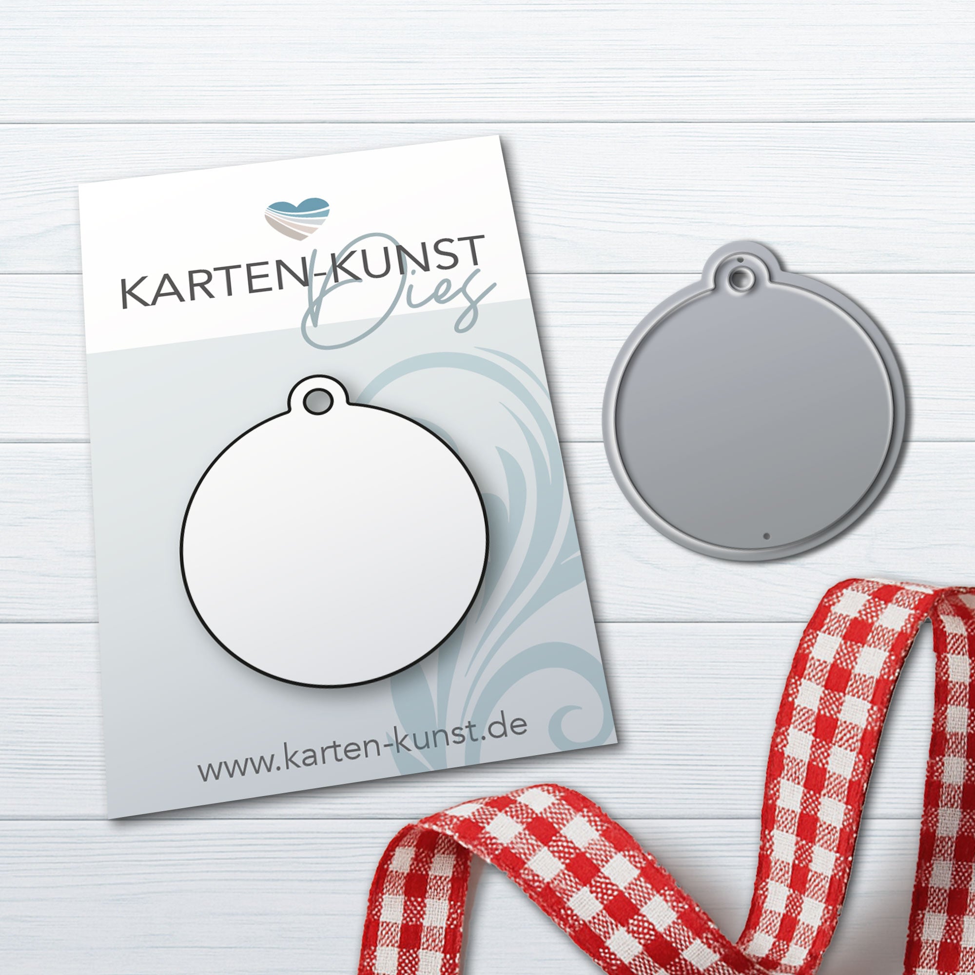 Alle neuen Karten-Kunst Stanzschablonen in einem festlichen Bundle - mit 15% Rabatt!