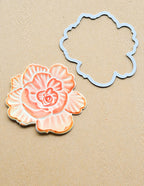 Memory Box 3D Prägeschablone - EF1025 Cheerful Floral 3D Embossing Folder & Stanzschablone