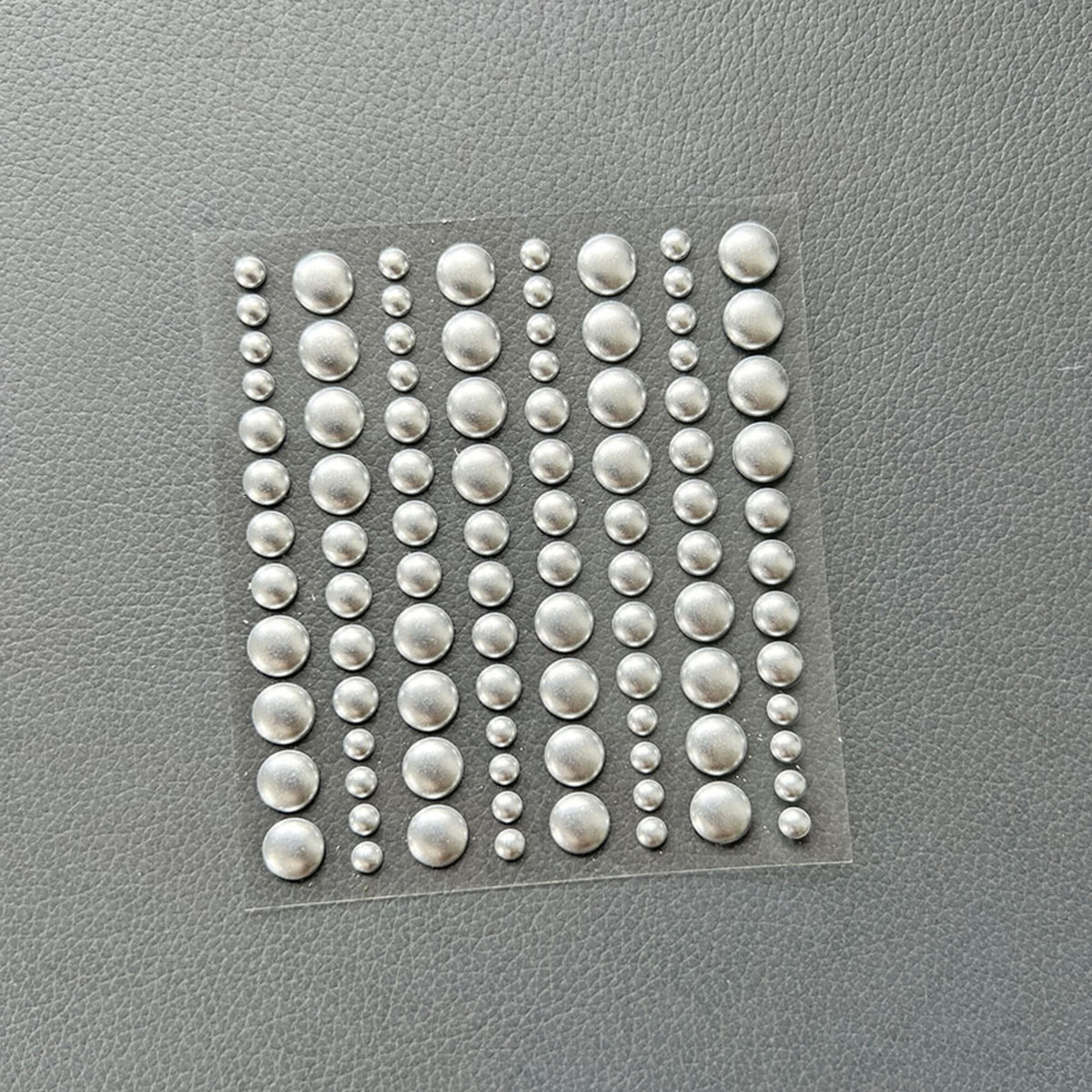 Simple and Basic Adhesive Enamel Dots Metallic Silver Matte (96pcs) / Silber