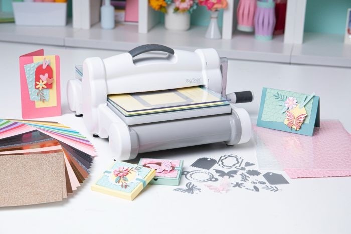 Sizzix Big Shot Plus Stanzmaschine A4 Starterset 